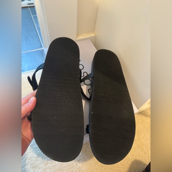 Liberte sandals - Picture 3 of 4